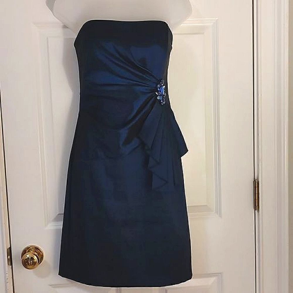 Betsy & Adam Strapless Special Occasion Dress Jewel Gathered Waist Size 10
